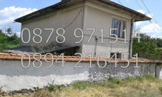Продавам:    Къща -  150 кв м,  Гредоред,   парцел - 750 кв.м. област Пловдив, с. Старосел