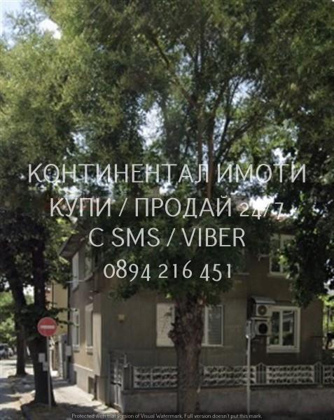 Продавам:    Етаж от къща -  140 кв м,  Тухла,   парцел - 60 кв.м. град Пловдив, Христо Смирненски