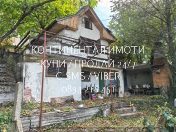 Продавам:    Вила -  80 кв м,  Тухла,   парцел - 960 кв.м. област Пловдив, с. Брестовица